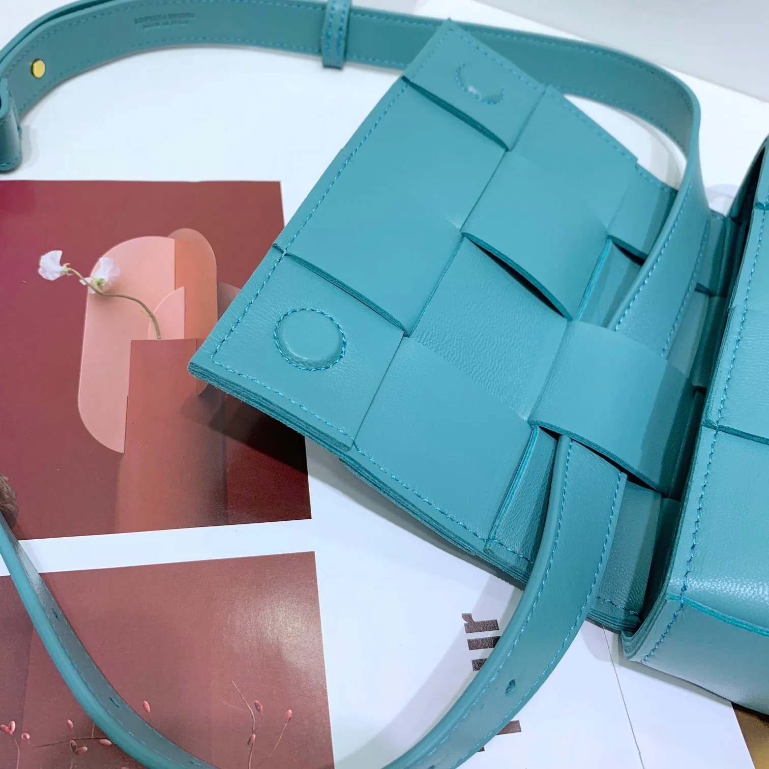 All categories 💚 Authentic bags 💚 BV 2025 new BV crossbody bag